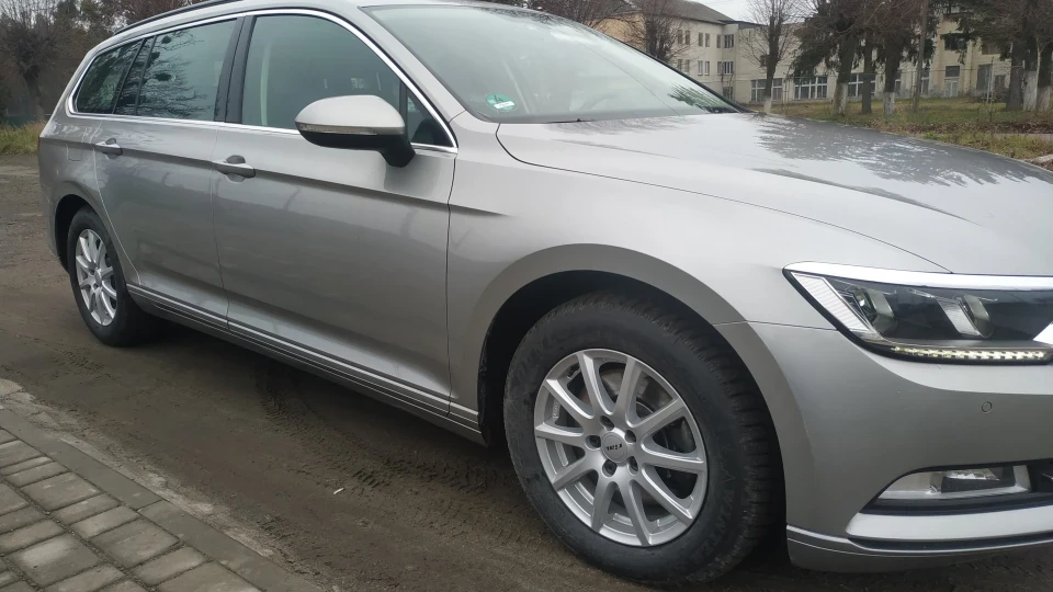 Volkswagen Passat Variant LED 1.6 comfortline 4
