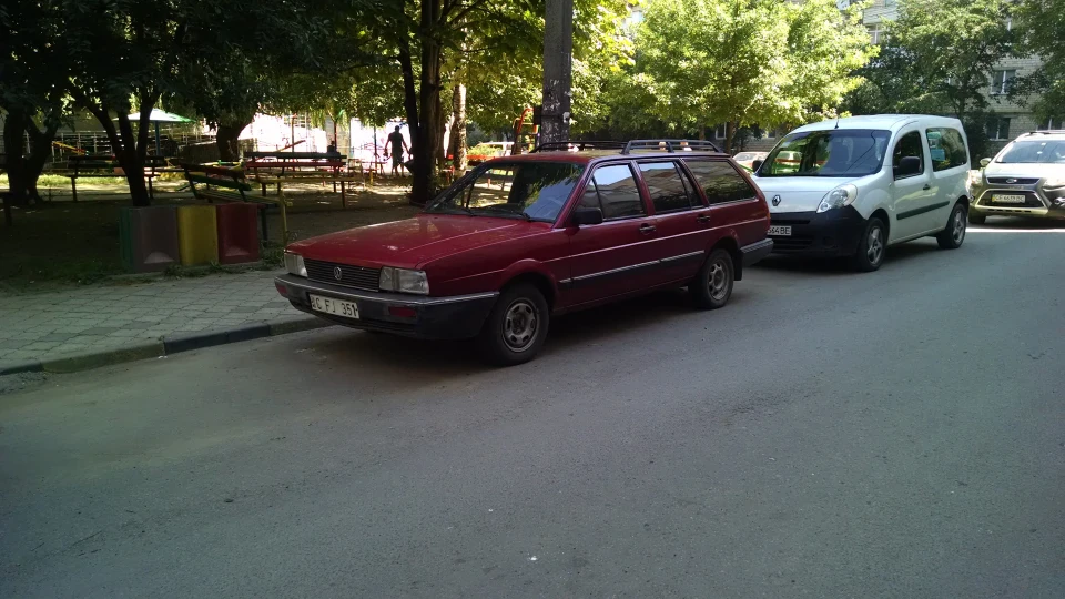 Volkswagen Passat Variant молдавський фошизд
