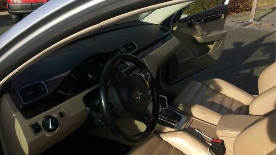 Volkswagen Passat Variant Панорама 5