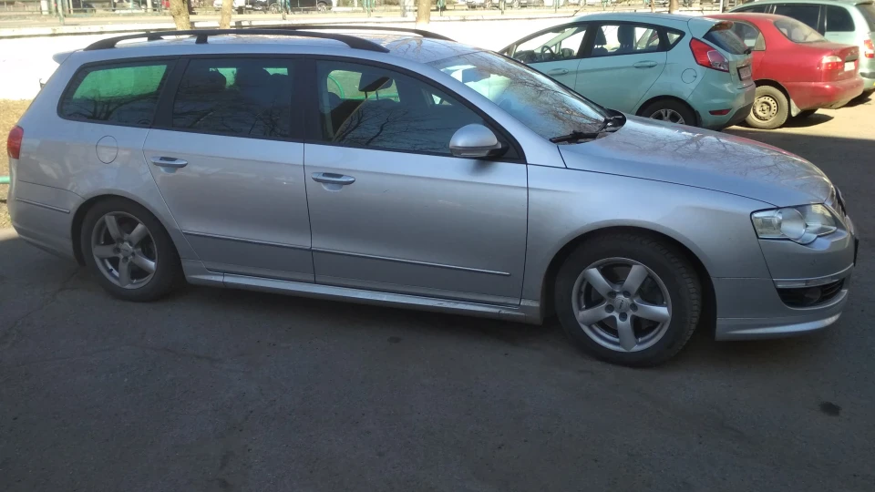 Volkswagen Passat Variant Сірий металік