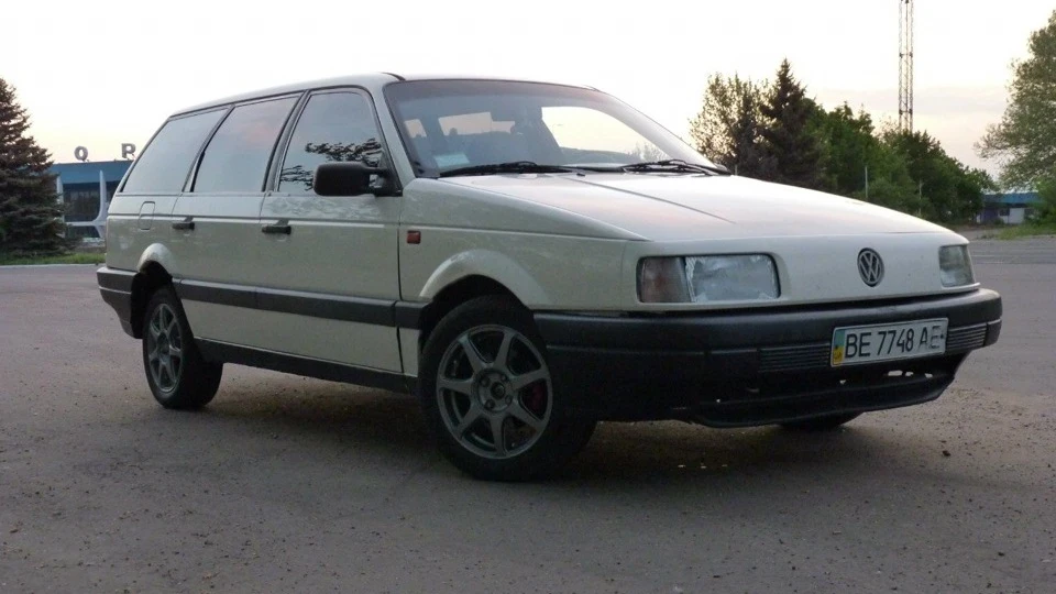 Volkswagen Passat Variant Бузковий 5