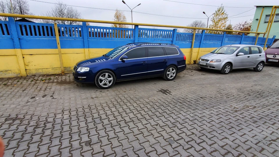 Volkswagen Passat Variant Thunderstruck