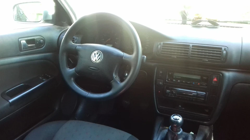 Volkswagen Passat Variant UNIVERSALLL 2