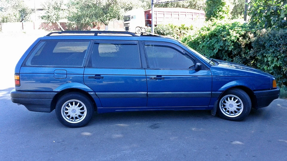 Volkswagen Passat Variant Ваген 2