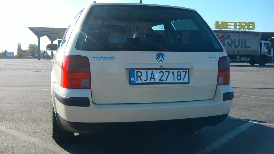 Volkswagen Passat Variant Вагон 1.9 TDI. АКПП. ) 5