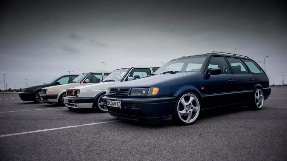 Volkswagen Passat Variant [VDUB Crew]