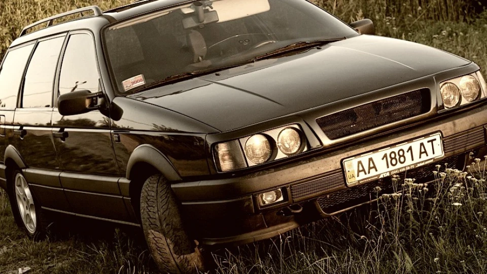 Volkswagen Passat Variant VR6 4