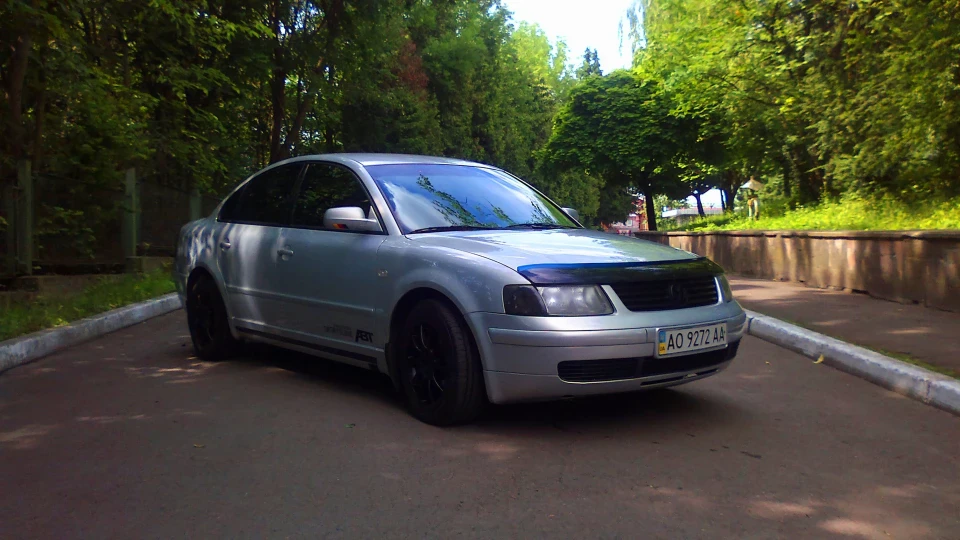Volkswagen Passat 2