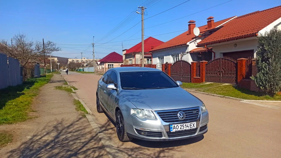 Volkswagen Passat 2