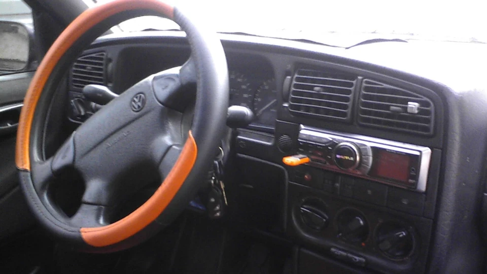 Volkswagen Passat 2