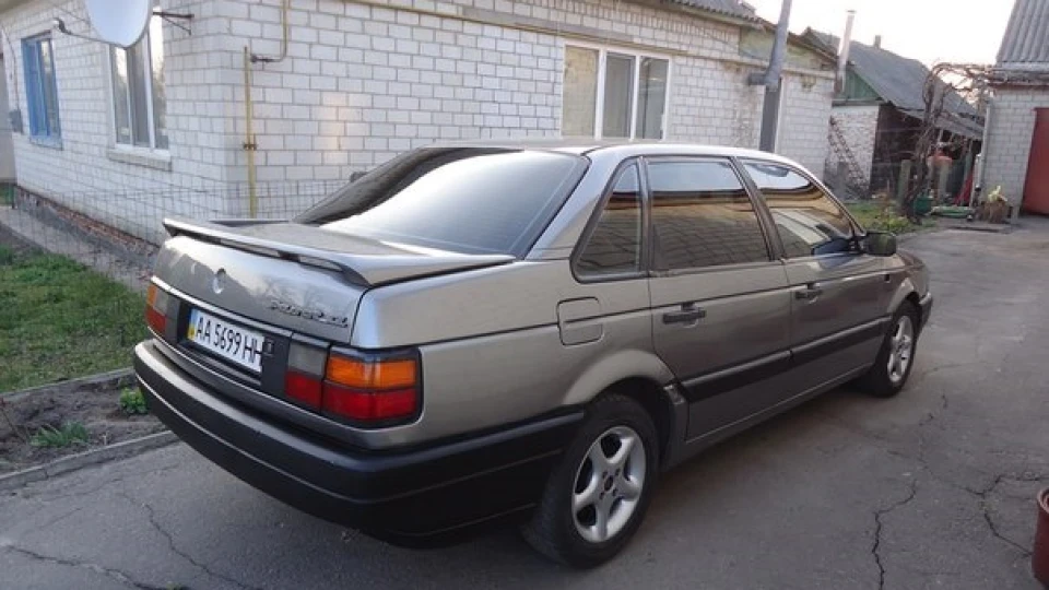 Volkswagen Passat 2