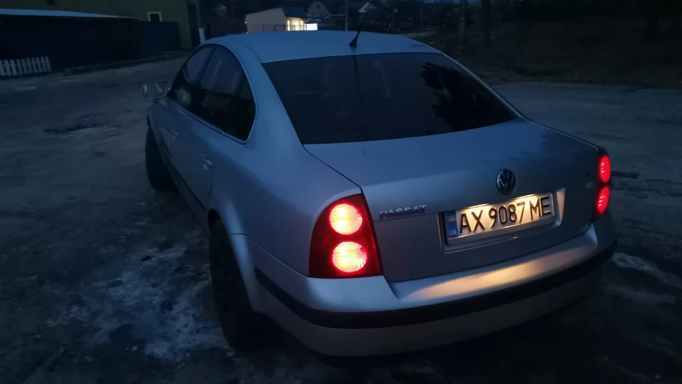Volkswagen Passat 2
