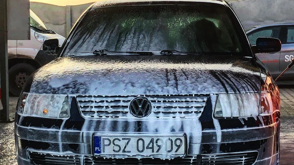Volkswagen Passat 2