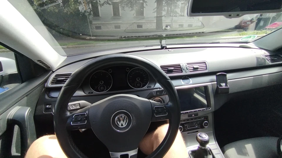 Volkswagen Passat 2