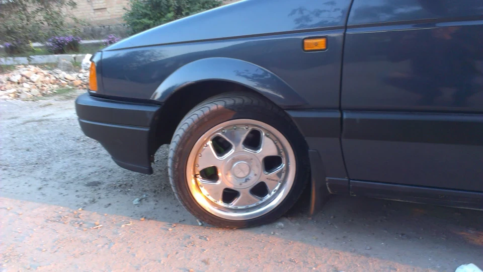 Volkswagen Passat 2
