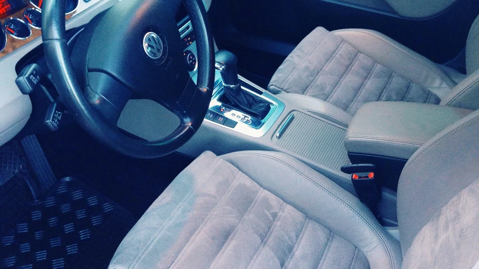 Volkswagen Passat 2