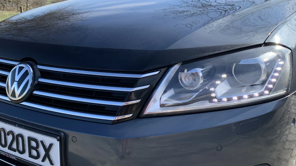 Volkswagen Passat 2