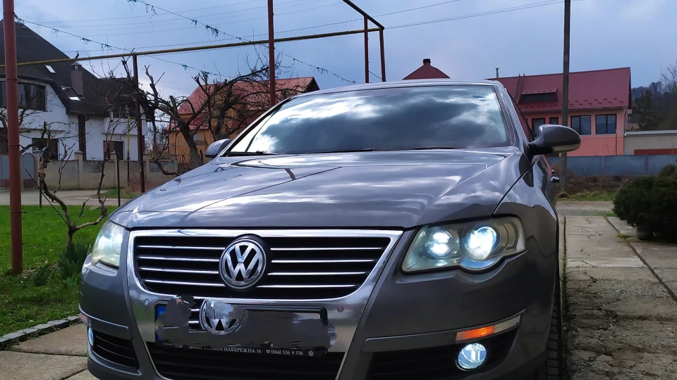 Volkswagen Passat 2