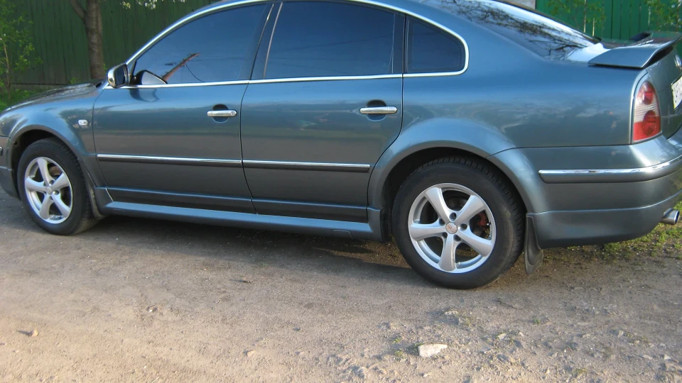 Volkswagen Passat 2