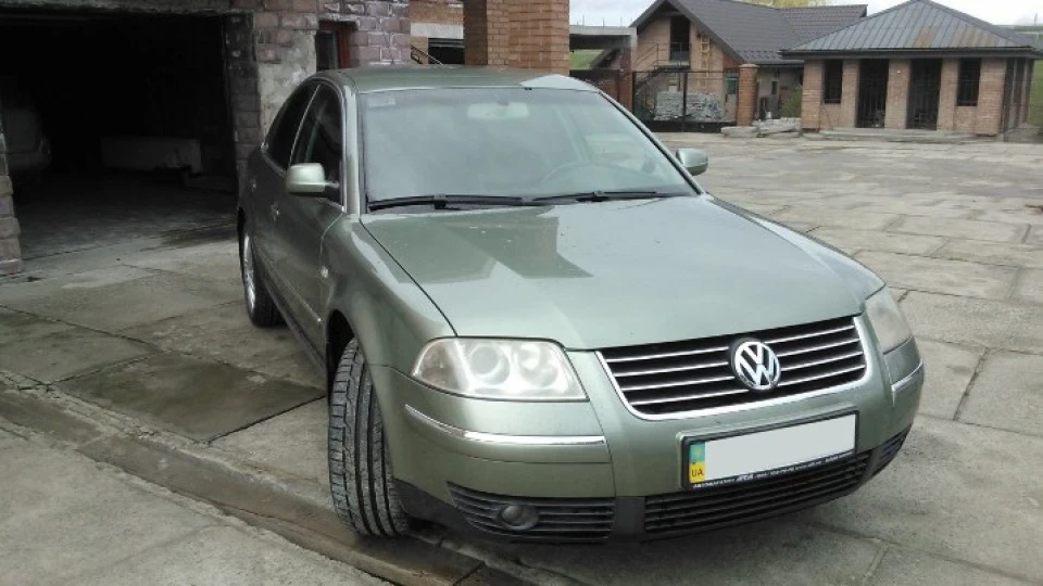 Volkswagen Passat 2