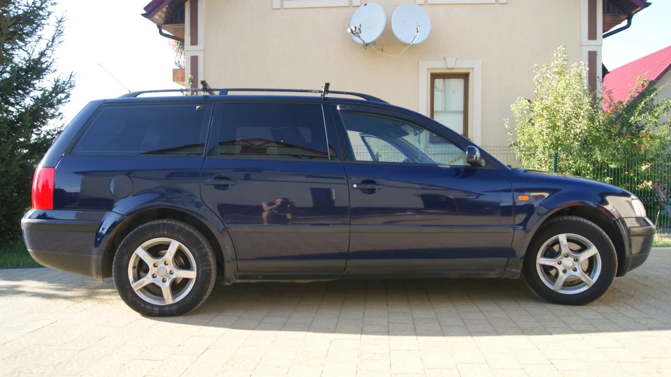 Volkswagen Passat 2