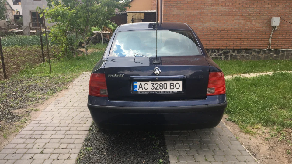 Volkswagen Passat 1.6 ahl 3