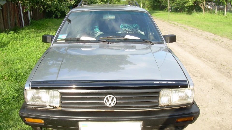 Volkswagen Passat 1.6 D 2
