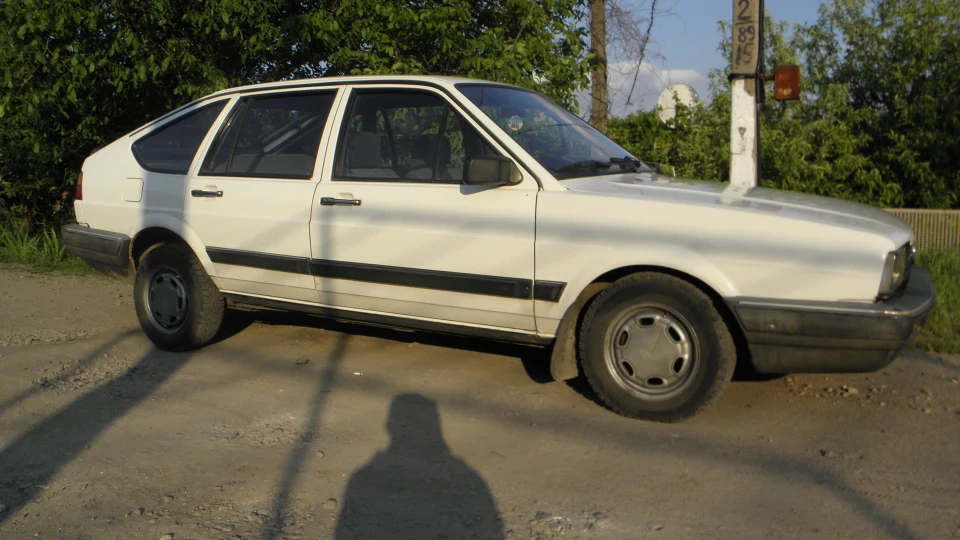 Volkswagen Passat 1.6d 5