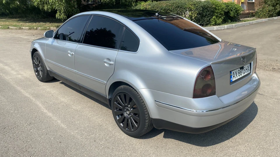 Volkswagen Passat 1.8 AWT 2