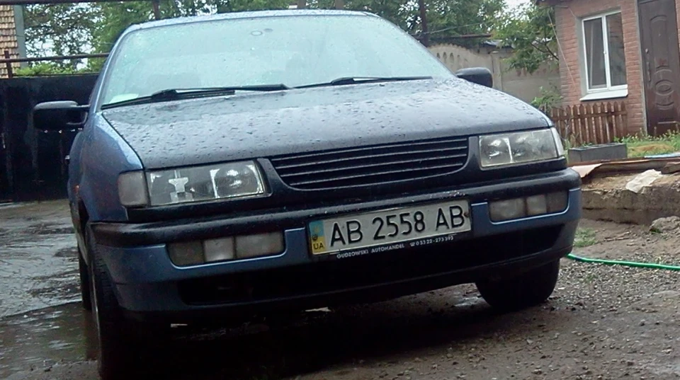 Volkswagen Passat 1.8 моно-інжектор 2