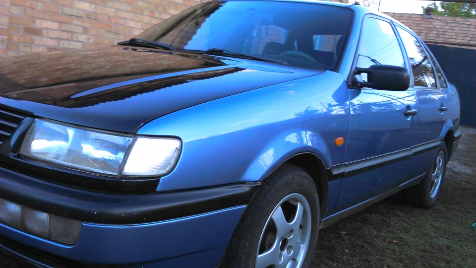 Volkswagen Passat 1.8 моно-інжектор 3