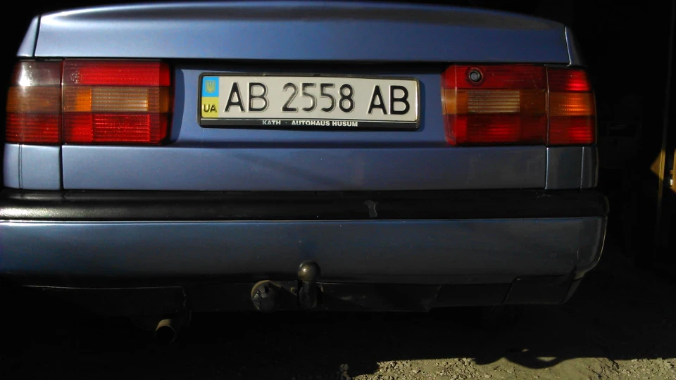 Volkswagen Passat 1.8 моно-інжектор 4