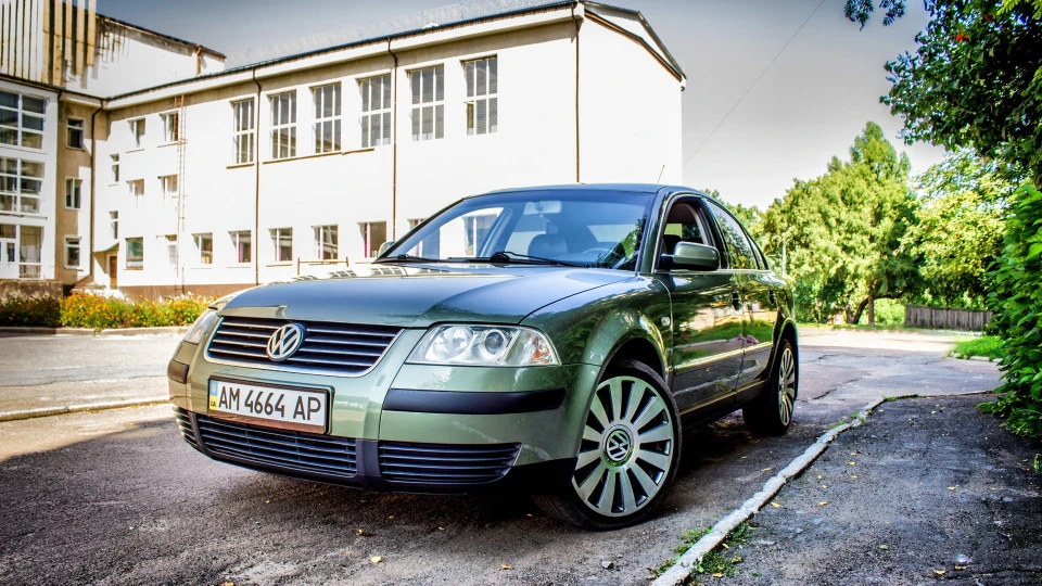 Volkswagen Passat 1.8 T 3