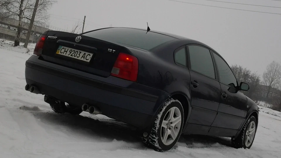 Volkswagen Passat 1.8 TURBO 2