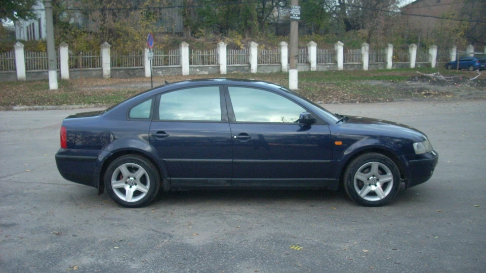 Volkswagen Passat 1.8 TURBO 4