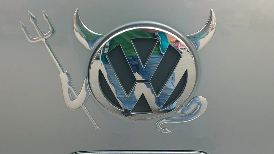 Volkswagen Passat 1.8 Турбо