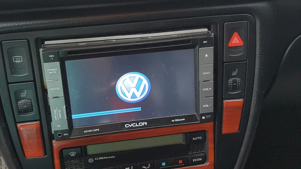 Volkswagen Passat 1.8 турбо 4