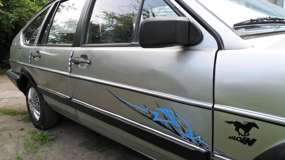 Volkswagen Passat 1.8 Хетчбек 3