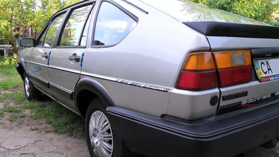 Volkswagen Passat 1.8 Хетчбек 5