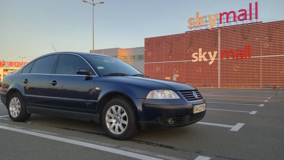Volkswagen Passat 1.8T 2