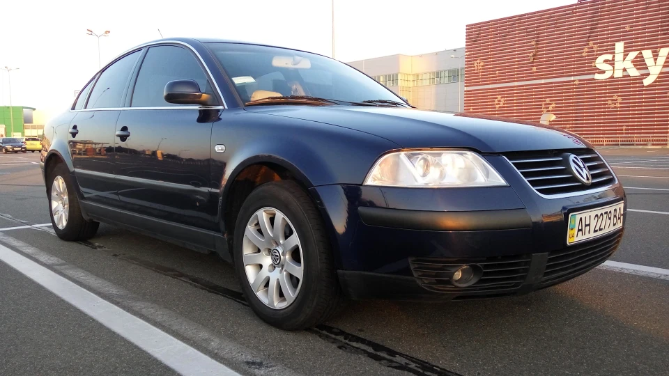 Volkswagen Passat 1.8T 5