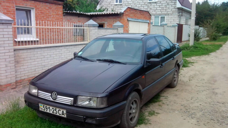 Volkswagen Passat 2.0 2Е GL 2