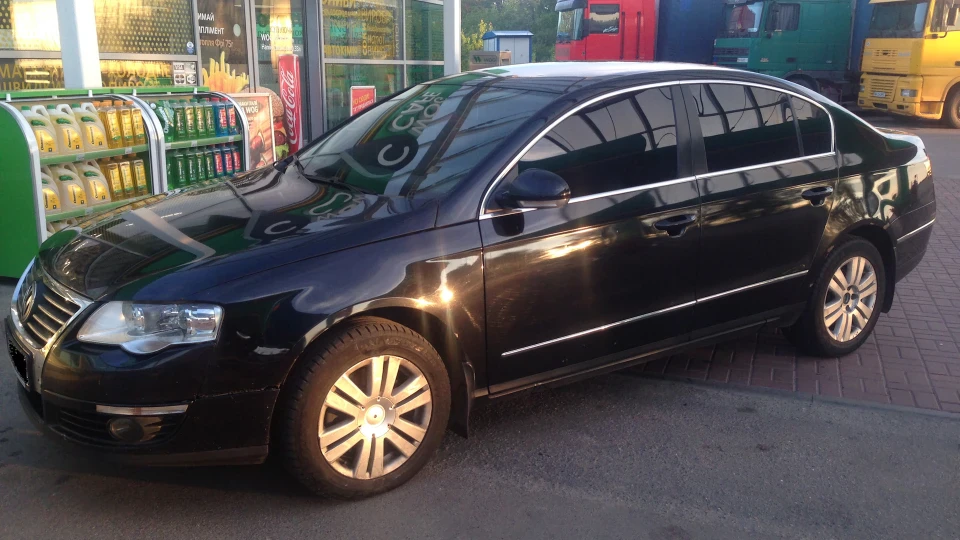 Volkswagen Passat 2.0 FSI AT 2