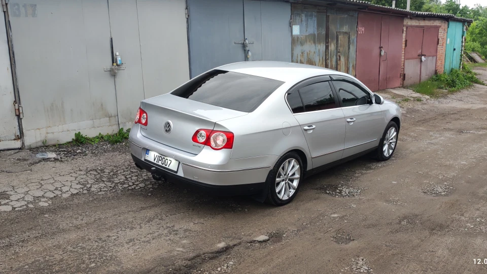 Volkswagen Passat 2.0 FSI BVZ 3