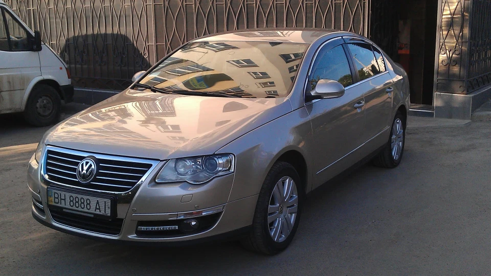 Volkswagen Passat 2.0 FSI Німецький звір 2