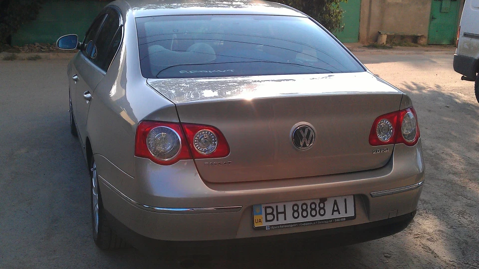 Volkswagen Passat 2.0 FSI Німецький звір 4
