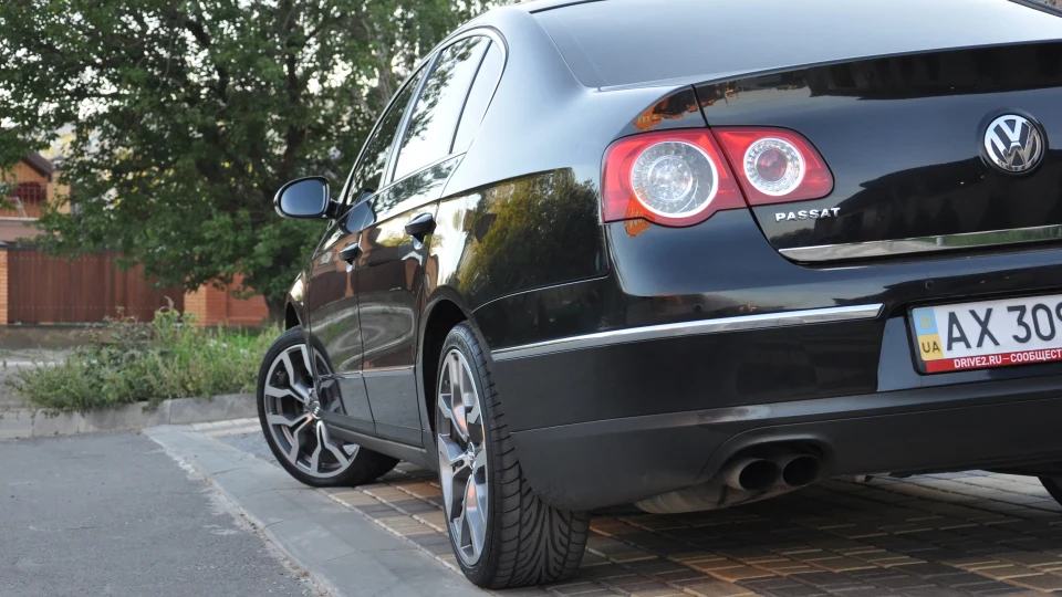 Volkswagen Passat 2.0 FSI 5