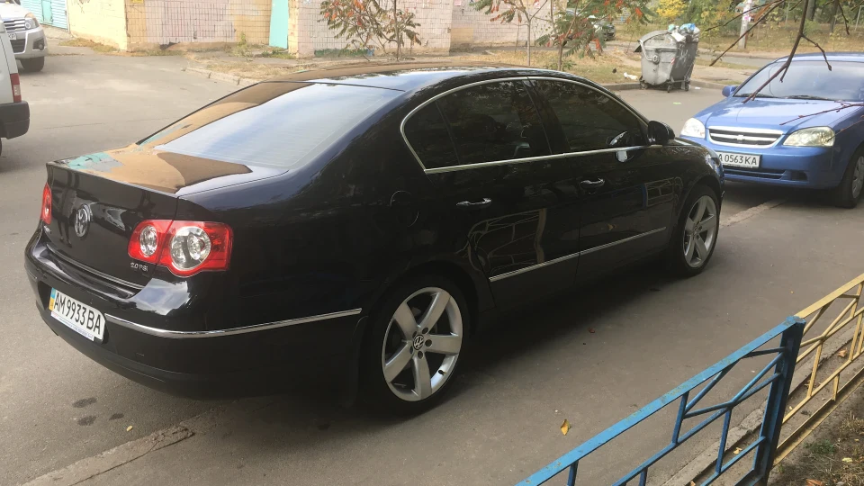 Volkswagen Passat 2.0 fsi 2
