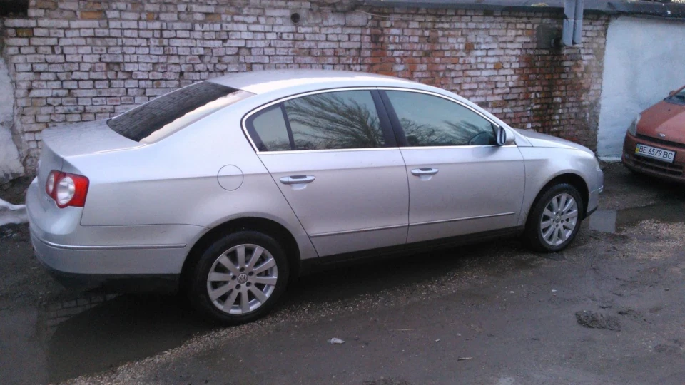 Volkswagen Passat 2.0 FSI 2