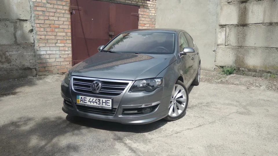 Volkswagen Passat 2.0 FSI 2